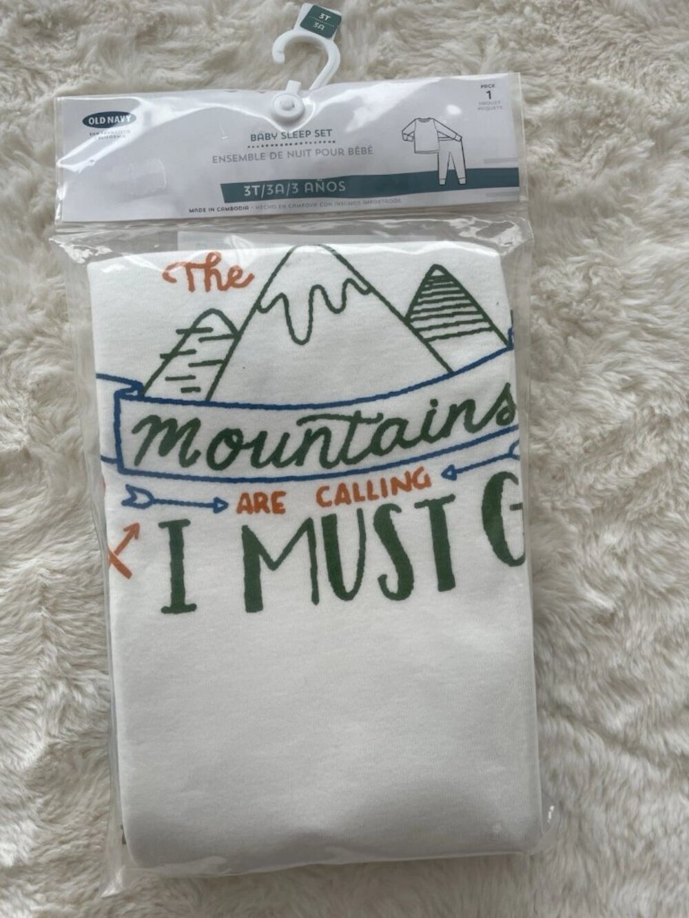 SALE! NWT Old Navy UNISEX Pajamas Set Long Sleeve Mountains - Size 3T